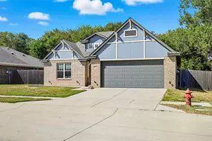 977 Sam St, Springtown, TX 76082 - Photo 2