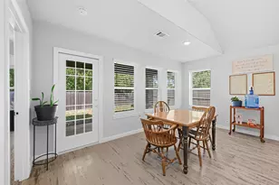 977 Sam St, Springtown, TX 76082 - Photo 16