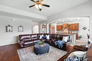 1306 Andrew Ct, Lewisville, TX 75056 - Photo 10