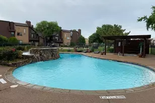 1712 Baird Farm Cir, Arlington, TX 76006 - Photo 8