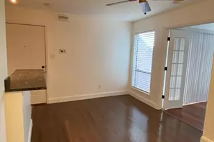 1712 Baird Farm Cir, Arlington, TX 76006 - Photo 2