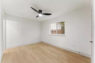 701 Botany Bay Drive, Dallas, TX 75211 - Photo 16