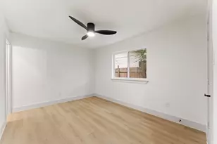 701 Botany Bay Dr, Dallas, TX 75211 - Photo 16