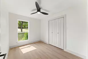 701 Botany Bay Dr, Dallas, TX 75211 - Photo 20
