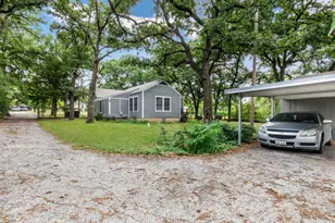 3029 Mecca, Fort Worth, TX 76119 - Photo 6