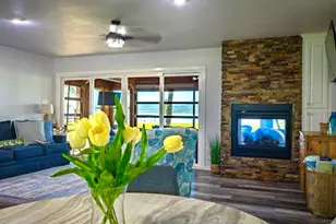 1017 Airport Rd, Possum Kingdom Lake, TX 76449 - Photo 14