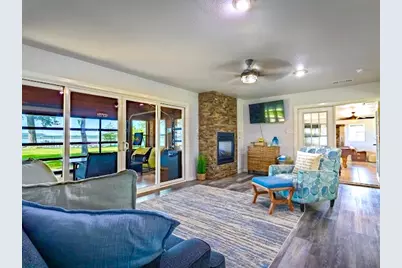 1017 Airport Road, Possum Kingdom Lake, TX 76449 - Photo 10