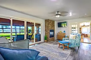 1017 Airport Rd, Possum Kingdom Lake, TX 76449 - Photo 10