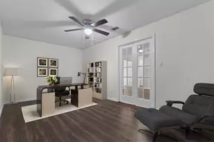 910 Waikiki Dr, Garland, TX 75043 - Photo 2