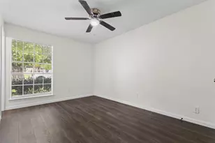 910 Waikiki Dr, Garland, TX 75043 - Photo 18