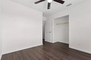 910 Waikiki Dr, Garland, TX 75043 - Photo 22