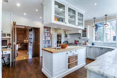 6043 Walnut Hill Circle, Dallas, TX 75230 - Photo 16