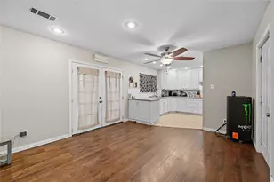 2903 E Mitchell St, Arlington, TX 76010 - Photo 10