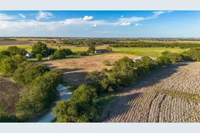 Tbd Hcr-3118, Abbott, TX 76621 - Photo 2