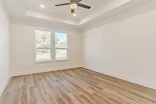 2314 Beverly Dr, Granbury, TX 76048 - Photo 16