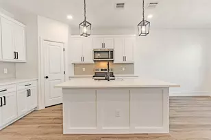 2314 Beverly Dr, Granbury, TX 76048 - Photo 12