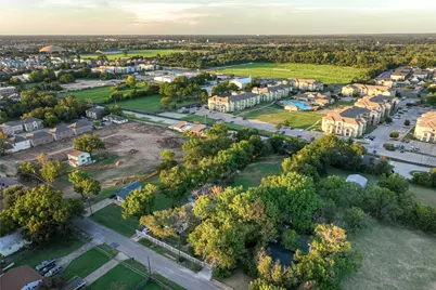 2720 S 2nd Street, Waco, TX 76706 - Photo 1