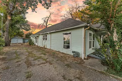 2720 S 2nd Street, Waco, TX 76706 - Photo 12