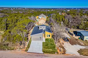 3320 Brazos River Dr, Granbury, TX 76048 - Photo 4