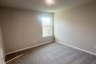 410 Lubbock Dr, Azle, TX 76020 - Photo 12