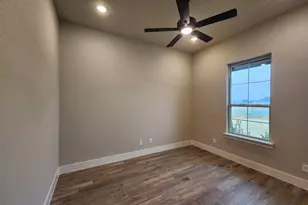 2516 Pyrite St, Krum, TX 76249 - Photo 4