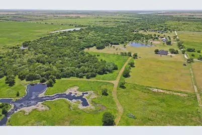 626 Scoggins Road, Tioga, TX 76271 - Photo 10