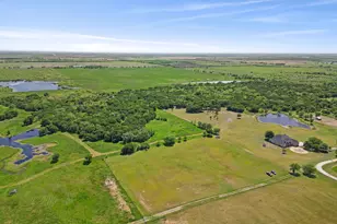 626 Scoggins Rd, Tioga, TX 76271 - Photo 8