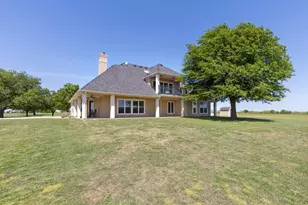 626 Scoggins Rd, Tioga, TX 76271 - Photo 38