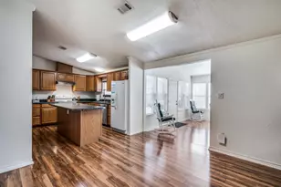 233 Esquire Estates Rd, Mabank, TX 75156 - Photo 8