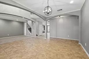 9205 Marble Falls Dr, Arlington, TX 76002 - Photo 8