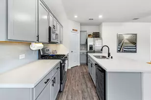 1301 Chapel Hill Dr, Anna, TX 75409 - Photo 4