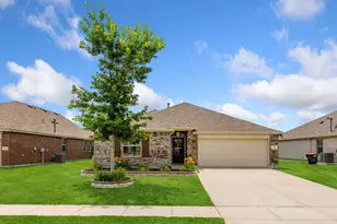 1301 Chapel Hill Dr, Anna, TX 75409 - Photo 2