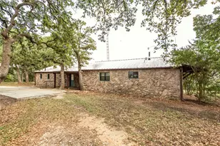 722 Storey Rd, Nocona, TX 76255 - Photo 30