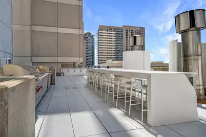 2408 Victory Park Lane #832, Dallas, TX 75219 - Photo 26