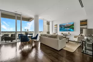 2408 Victory Park Ln, Dallas, TX 75219 - Photo 8