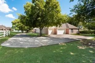 225 Lonesome Star Trail, Haslet, TX 76052 - Photo 34