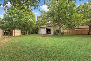 2131 Mountainview Dr, Waco, TX 76710 - Photo 24