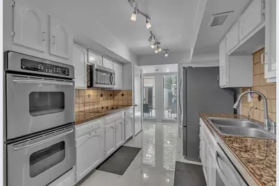 6433 Southpoint Drive, Dallas, TX 75248 - Photo 14