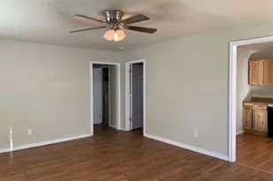 1201 S Throckmorton St, Sherman, TX 75090 - Photo 8