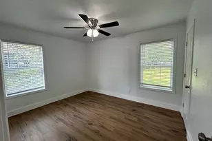 1201 S Throckmorton St, Sherman, TX 75090 - Photo 14