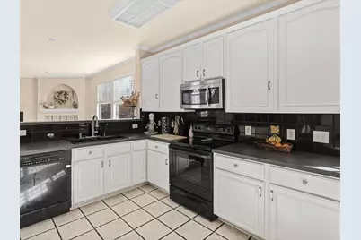 2332 Sumac Court, Little Elm, TX 75068 - Photo 10