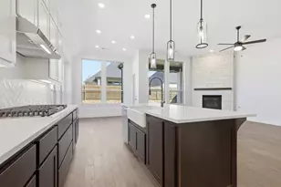 7817 Winterbloom Wy, Fort Worth, TX 76123 - Photo 4