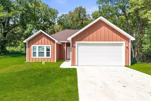 1624 E Collin St, Corsicana, TX 75110 - Photo 2