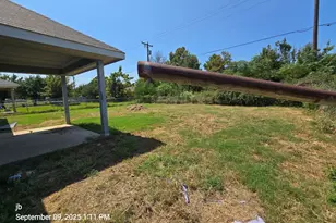 803 Harbor Point Rd, Gun Barrel City, TX 75156 - Photo 2