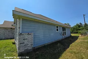 803 Harbor Point Rd, Gun Barrel City, TX 75156 - Photo 4