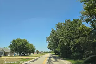 803 Harbor Point Rd, Gun Barrel City, TX 75156 - Photo 6