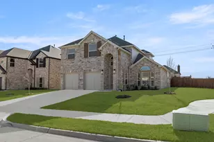 402 Crestview Dr, Midlothian, TX 76065 - Photo 2