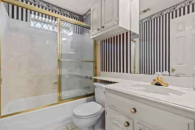 9014 Cumberland Drive, Irving, TX 75063 - Photo 32