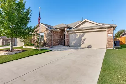 14617 Mainstay Way, Fort Worth, TX 76052 - Photo 2