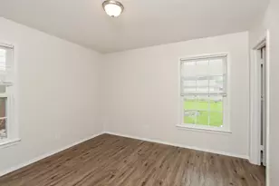 1823 Houghton Rd, Dallas, TX 75217 - Photo 10